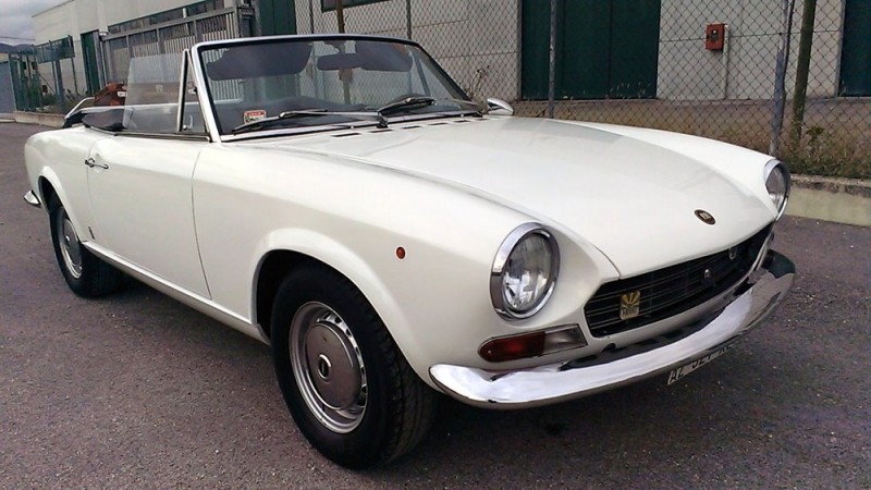 fiat_124_spider_prima_serie_auto_epoca_vado_in_classica.jpg